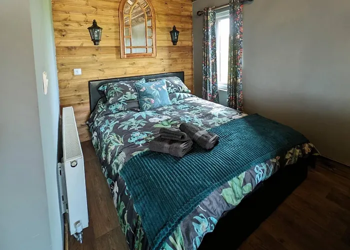 Lake View Lodges