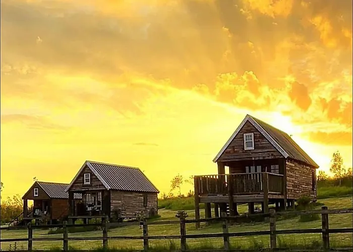 Lake View Lodges